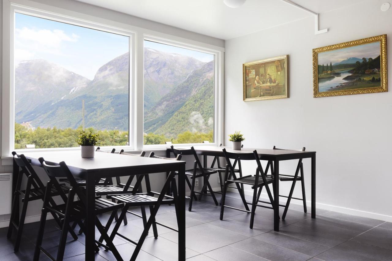Trolltunga Hostel Tyssedal Extérieur photo